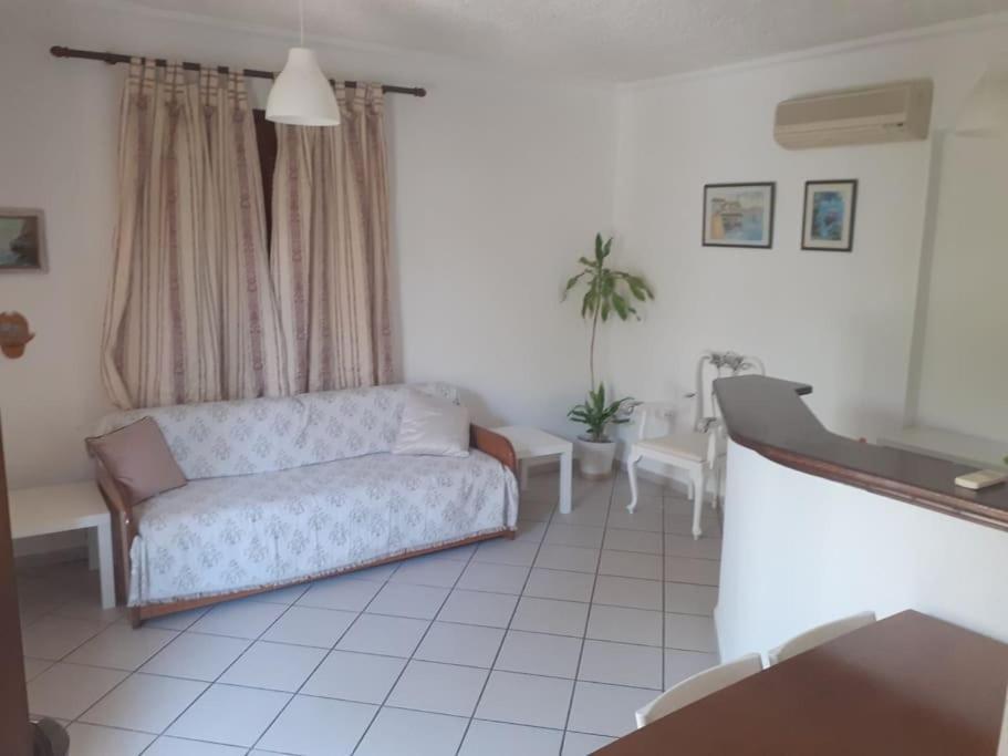 Danae's House Poros Town